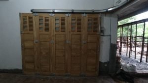 rel pintu garasi sidoarjo