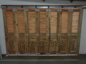 rel pintu garasi lamongan